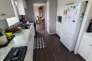 3002 4th St NE, Austin, MN 55912 - Photo 3