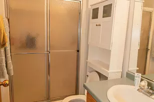 2205 Jennifer Ct, North Saint Paul, MN 55109 - Photo 15