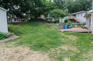 2205 Jennifer Ct, North Saint Paul, MN 55109 - Photo 21