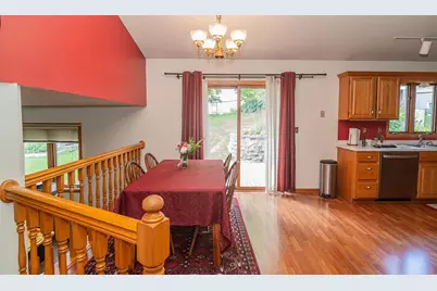 2205 Jennifer Court, North Saint Paul, MN 55109 - Photo 7