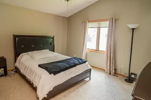 2205 Jennifer Ct, North Saint Paul, MN 55109 - Photo 11