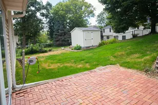 2205 Jennifer Ct, North Saint Paul, MN 55109 - Photo 19