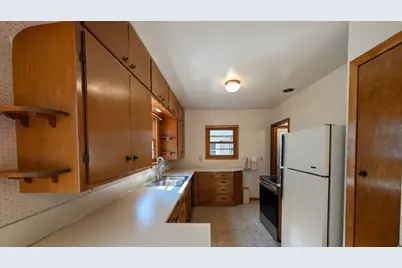 616 S 9th Street, Montevideo, MN 56265 - Photo 9
