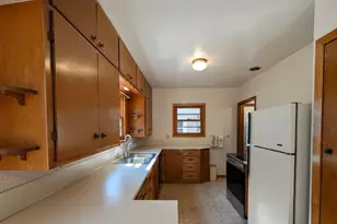 616 S 9th St, Montevideo, MN 56265 - Photo 9