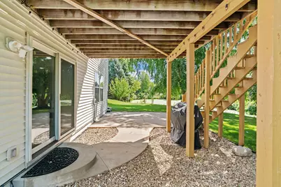 2051 Highgate Circle, Chanhassen, MN 55317 - Photo 57