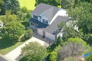 2051 Highgate Cir, Chanhassen, MN 55317 - Photo 79