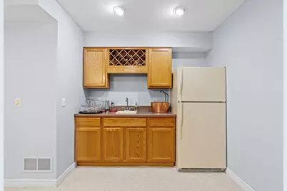 2051 Highgate Circle, Chanhassen, MN 55317 - Photo 49