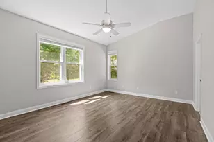2051 Highgate Cir, Chanhassen, MN 55317 - Photo 25