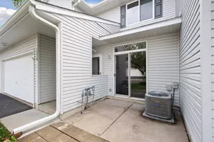 1978 Parkway Ave, Shakopee, MN 55379 - Photo 5