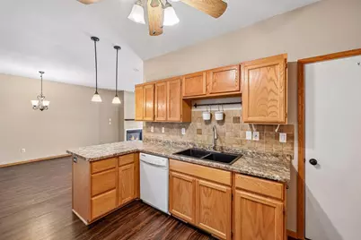 1978 Parkway Avenue, Shakopee, MN 55379 - Photo 17