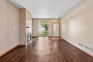 1978 Parkway Ave, Shakopee, MN 55379 - Photo 9