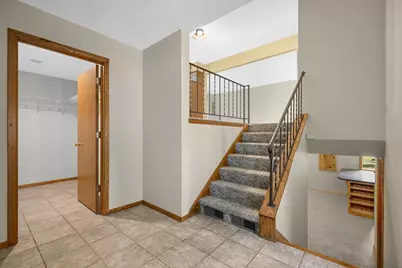 7719 Knollwood Drive, Mounds View, MN 55112 - Photo 9
