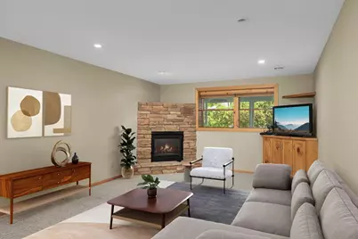 7719 Knollwood Drive, Mounds View, MN 55112 - Photo 5