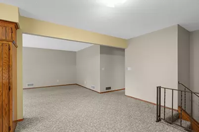 7719 Knollwood Drive, Mounds View, MN 55112 - Photo 19