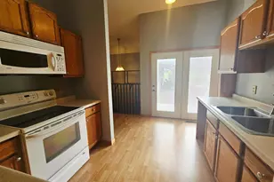 308 Cedar Ln, Montevideo, MN 56265 - Photo 9