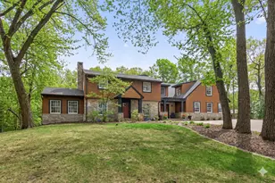 19055 Ridgewood Rd, Deephaven, MN 55391 - Photo 3