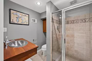 19055 Ridgewood Rd, Deephaven, MN 55391 - Photo 77