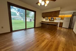 500 Deschepper St, Marshall, MN 56258 - Photo 5