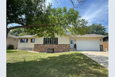 500 Deschepper Street, Marshall, MN 56258 - Photo 1