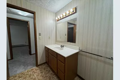 500 Deschepper Street, Marshall, MN 56258 - Photo 15