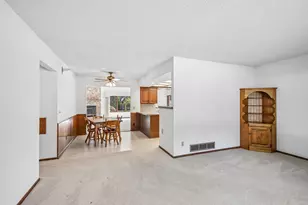 2564 Ardan Ave, Mounds View, MN 55112 - Photo 7