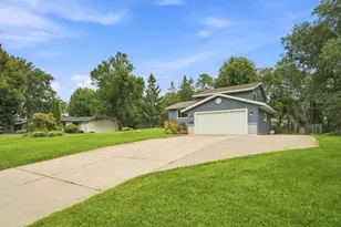 13409 Jonquil St NW, Andover, MN 55304 - Photo 3