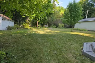 518 N Burlington Ave, Fergus Falls, MN 56537 - Photo 21