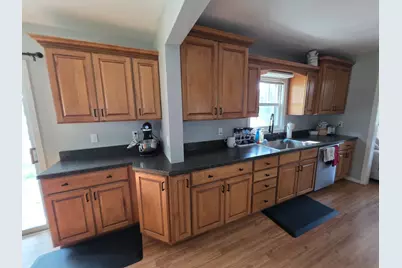 518 N Burlington Avenue, Fergus Falls, MN 56537 - Photo 3