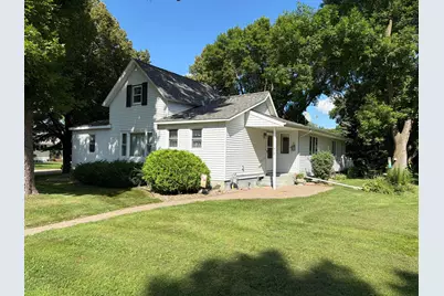 519 5th Street NW, Renville, MN 56284 - Photo 1