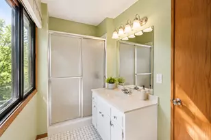 4505 Orchid Cir, Plymouth, MN 55446 - Photo 11