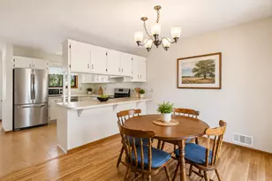 4505 Orchid Cir, Plymouth, MN 55446 - Photo 5