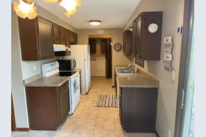 306 9th Avenue, Clarkfield, MN 56223 - Photo 5