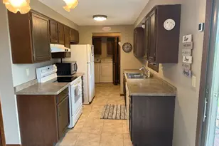 306 9th Ave, Clarkfield, MN 56223 - Photo 5