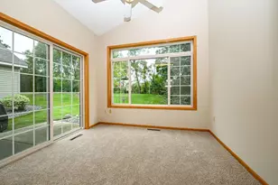 4210 Lawndale Ln N, Plymouth, MN 55446 - Photo 7