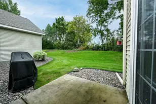 4210 Lawndale Ln N, Plymouth, MN 55446 - Photo 25
