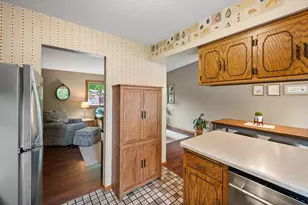 3226 Marlin Ave, Vadnais Heights, MN 55127 - Photo 17