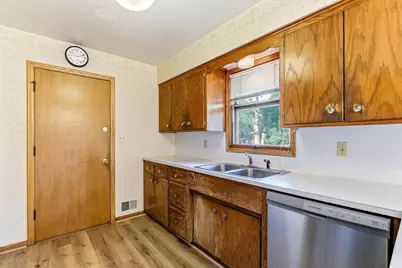 2835 Galtier Street, Roseville, MN 55113 - Photo 9