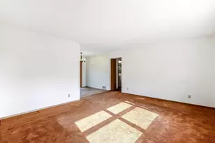 2835 Galtier St, Roseville, MN 55113 - Photo 3