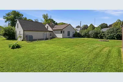 605 S 8th Street, Olivia, MN 56277 - Photo 3