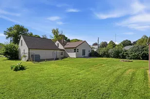 605 S 8th St, Olivia, MN 56277 - Photo 3
