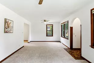 896 4th St E, Saint Paul, MN 55106 - Photo 7