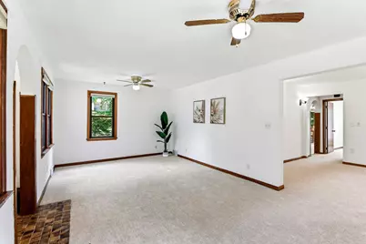 896 4th Street E, Saint Paul, MN 55106 - Photo 5