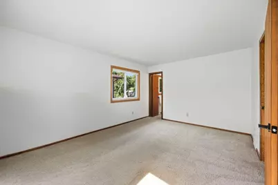 8818 N Brook Avenue N, Brooklyn Park, MN 55428 - Photo 17