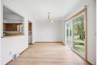 8818 N Brook Avenue N, Brooklyn Park, MN 55428 - Photo 9
