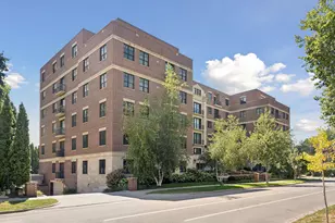 370 Marshall Ave, Saint Paul, MN 55102 - Photo 3