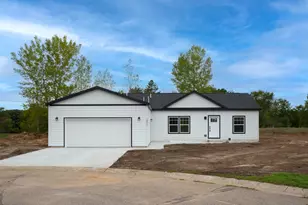 2421 Oak Preserve Ct, Saint Cloud, MN 56304 - Photo 1