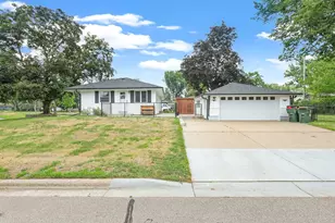 9141 Oliver Ave S, Bloomington, MN 55431 - Photo 3