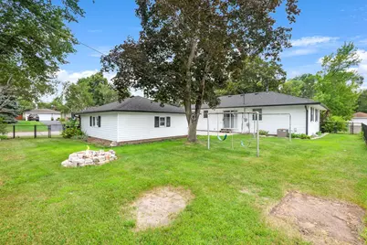9141 Oliver Avenue S, Bloomington, MN 55431 - Photo 11