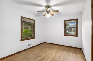 9141 Oliver Ave S, Bloomington, MN 55431 - Photo 27