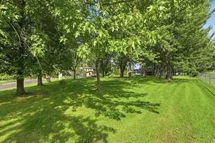420 1st St NE, Avon, MN 56310 - Photo 33